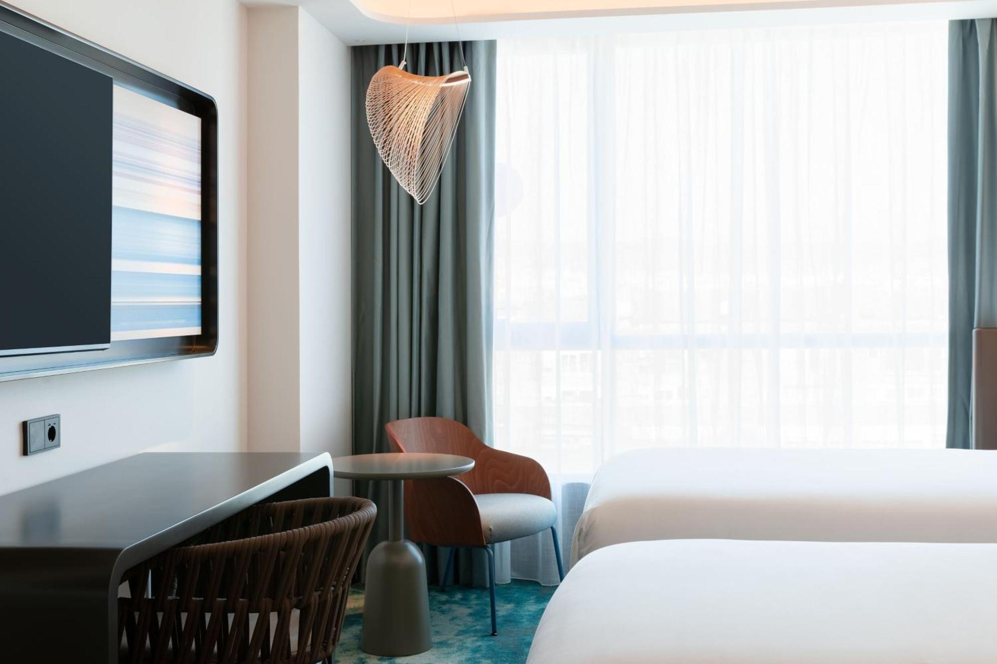 Labtwentytwo Barcelona, A Tribute Portfolio Hotel By Marriott Экстерьер фото