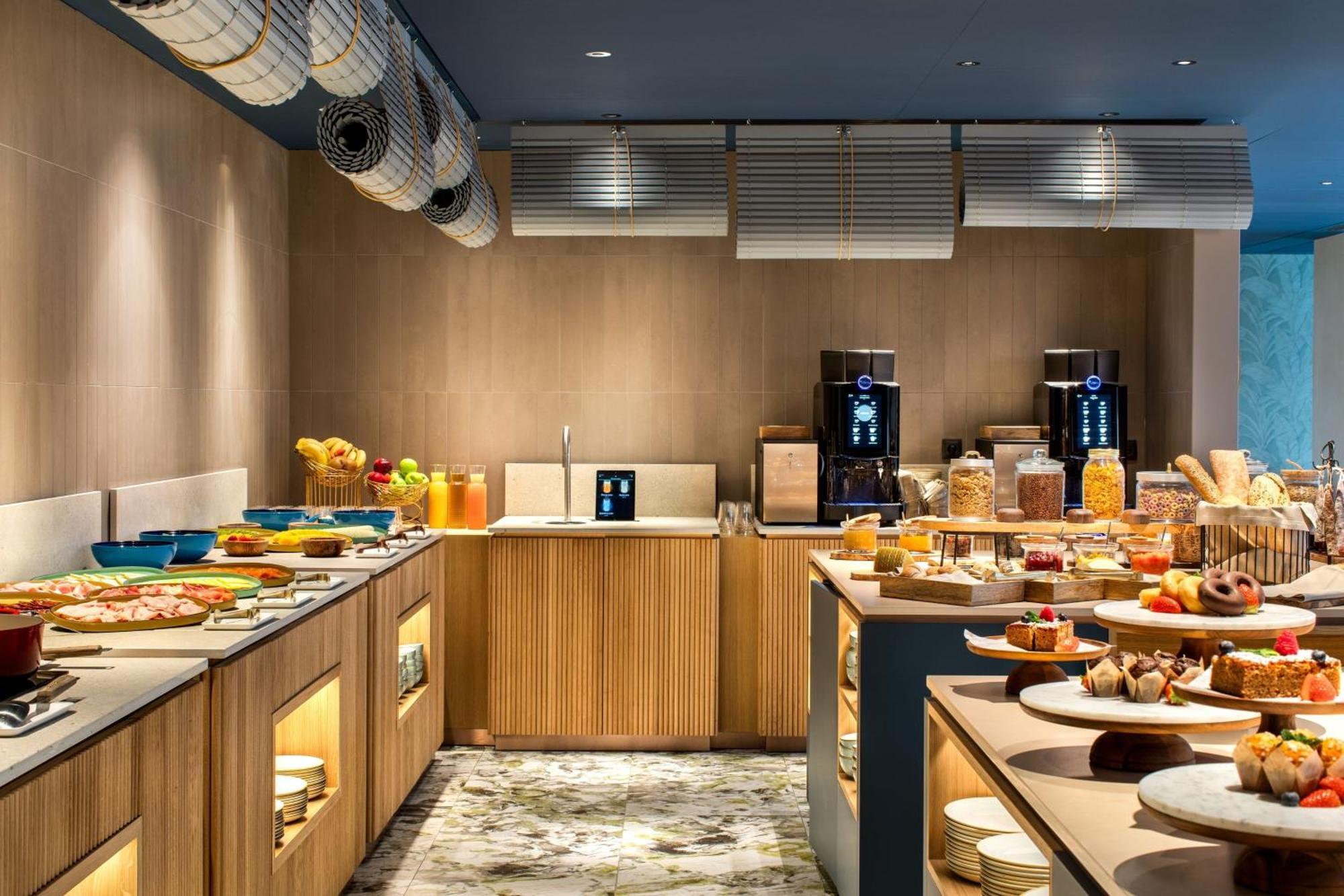 Labtwentytwo Barcelona, A Tribute Portfolio Hotel By Marriott Экстерьер фото