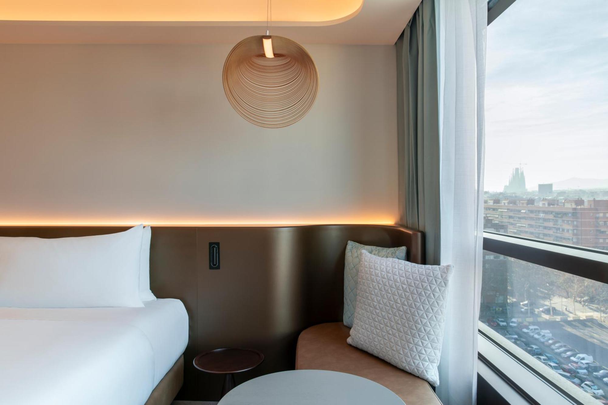Labtwentytwo Barcelona, A Tribute Portfolio Hotel By Marriott Экстерьер фото