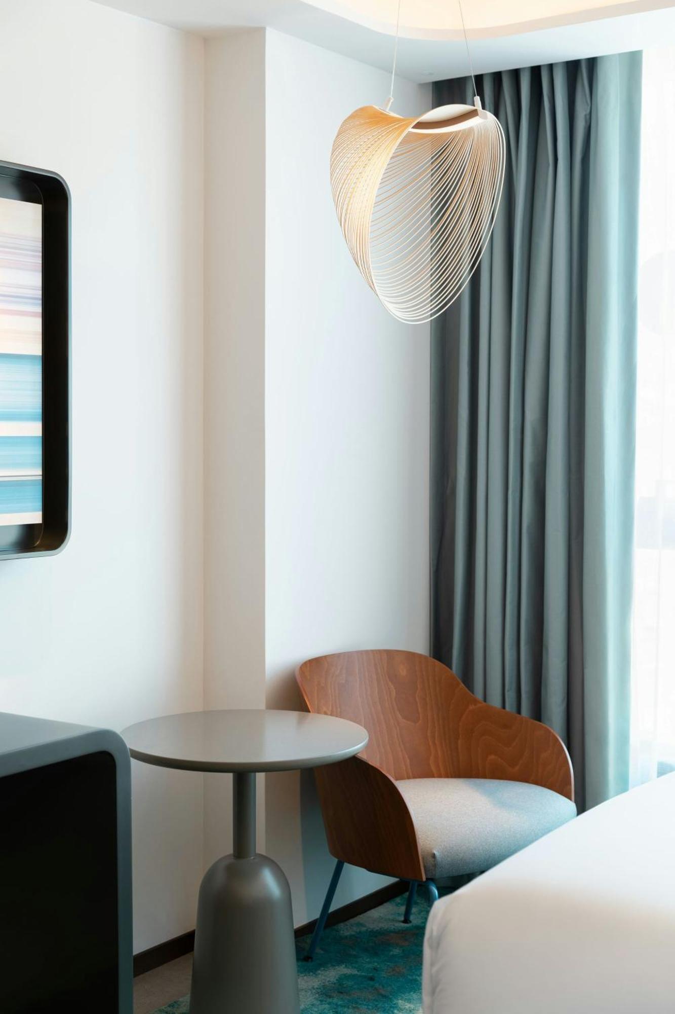 Labtwentytwo Barcelona, A Tribute Portfolio Hotel By Marriott Экстерьер фото